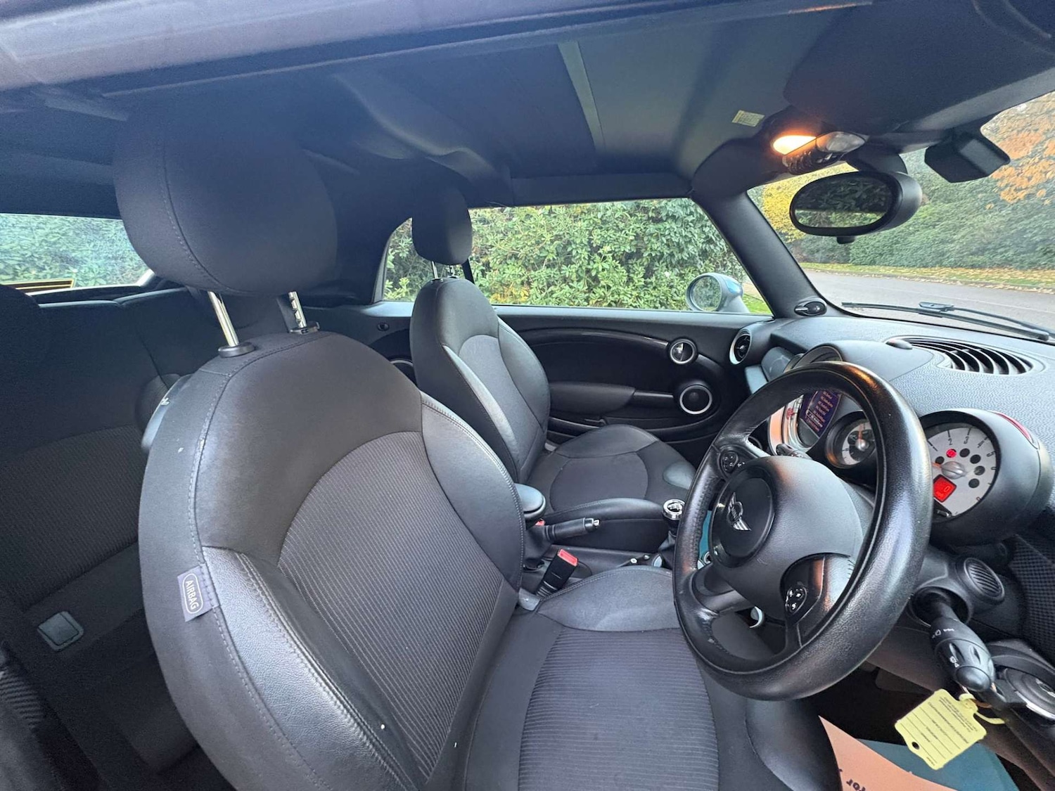 Used MINI Convertible 2012 for sale - 76444541: Photo 10