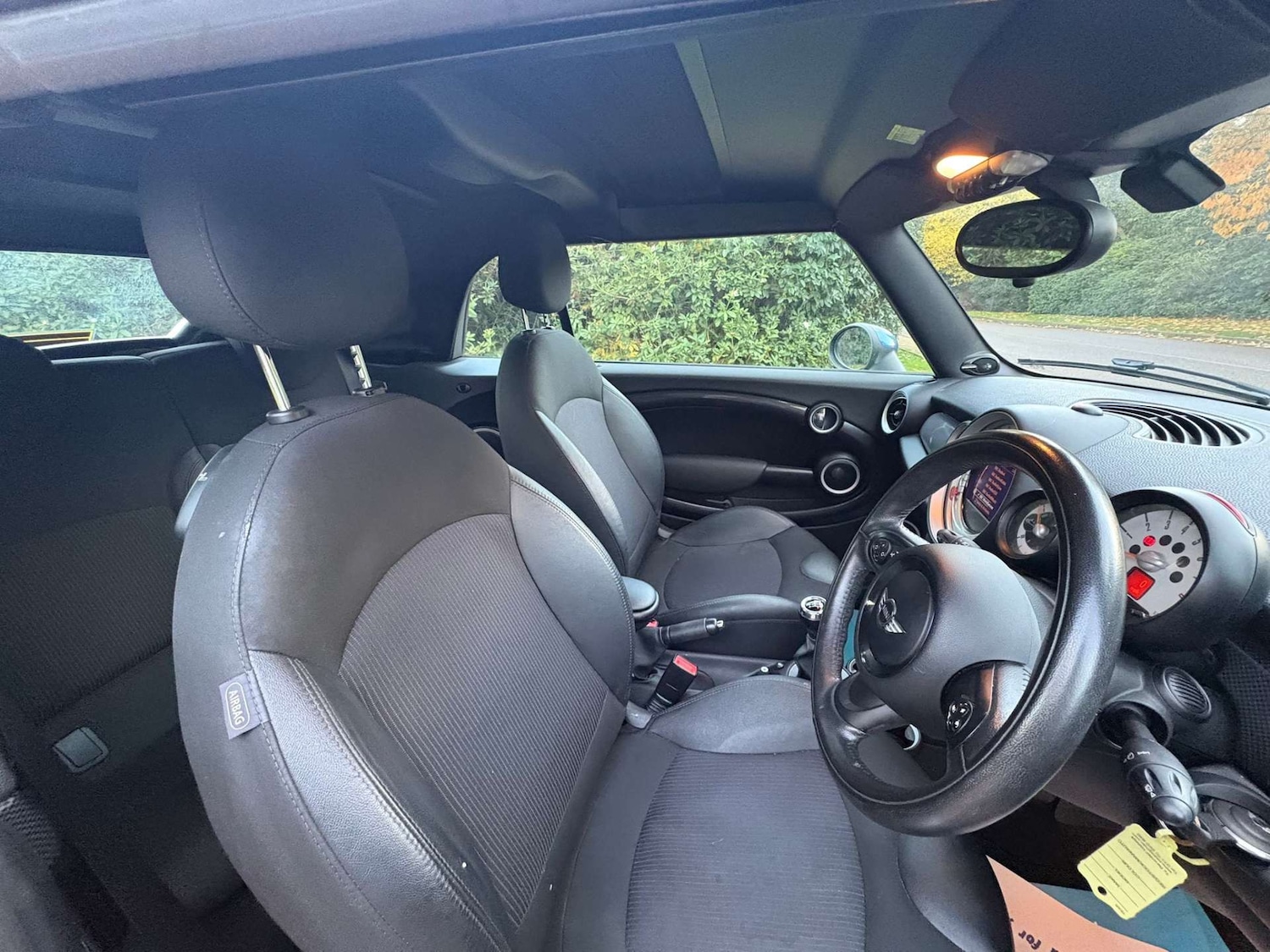 Used MINI Convertible 2012 for sale - 76444541: Photo 11