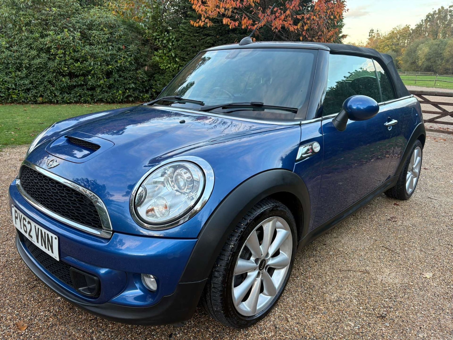 Used MINI Convertible 2012 for sale - 76444541: Photo 14