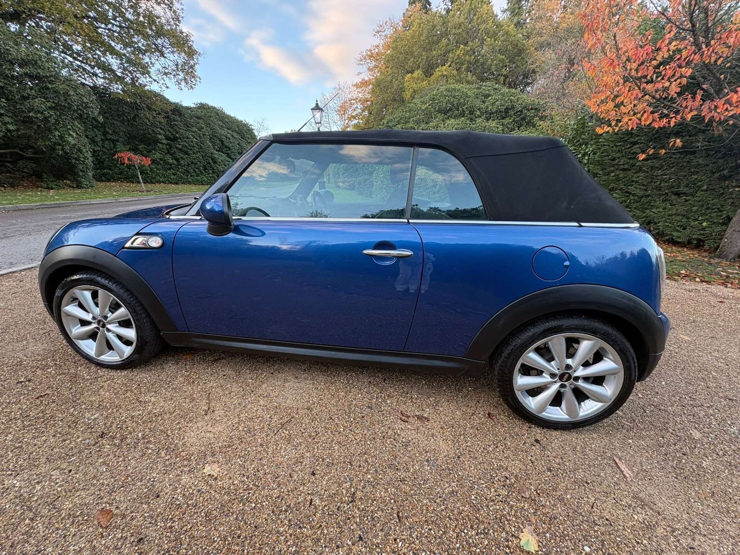 Used MINI Convertible 2012 for sale - 76444541: Photo 21