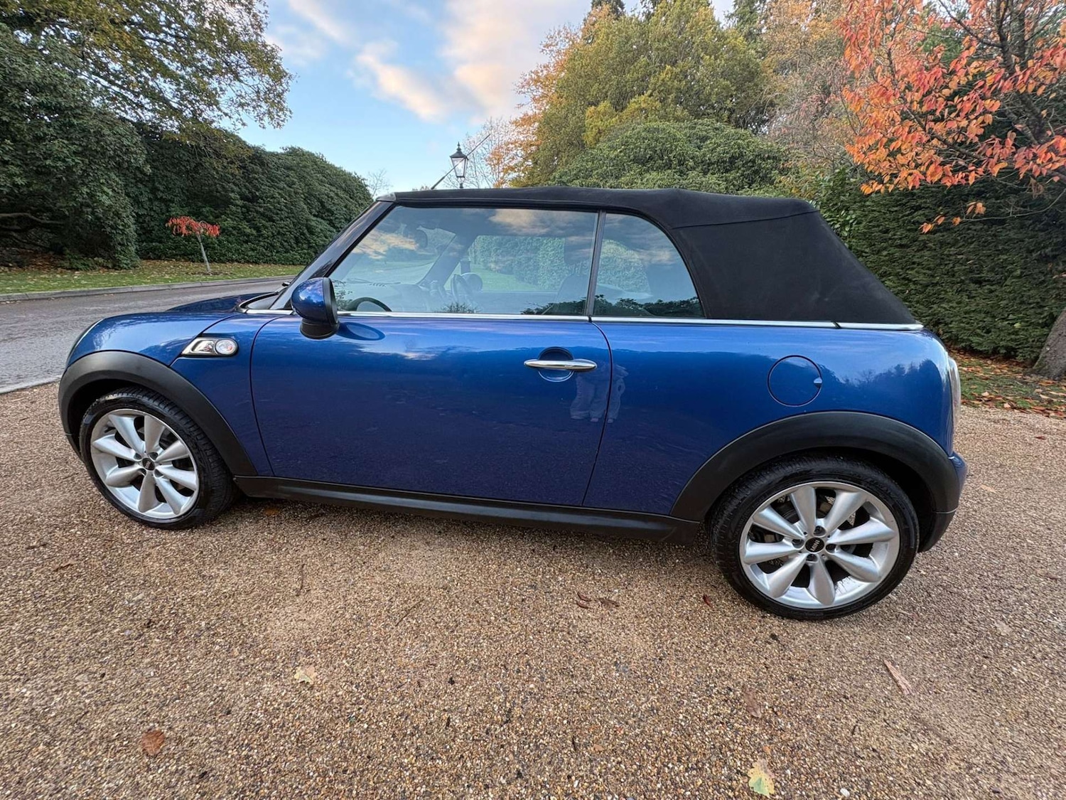 Used MINI Convertible 2012 for sale - 76444541: Photo 8