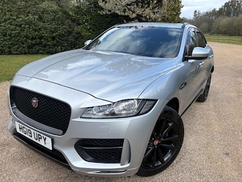 Used Jaguar F-Pace 2019 for sale - 78031029: Photo