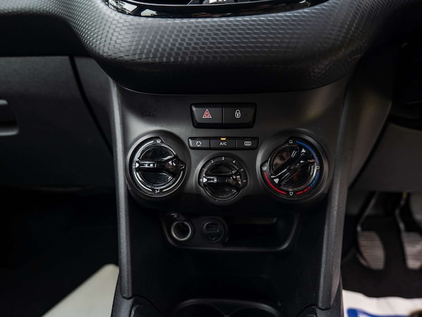 Used Peugeot 208 2024 for sale - 74108449: Photo 29