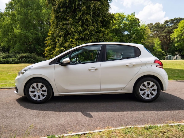 Used Peugeot 208 2024 for sale - 74108449: Photo 9