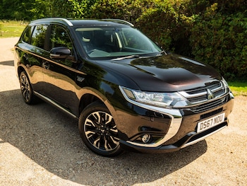 2017 - 2.0 Outlander 4h PHEV CVT 4WD 5dr