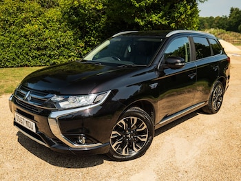 Used Mitsubishi Outlander 2017 for sale - 75561882: Photo