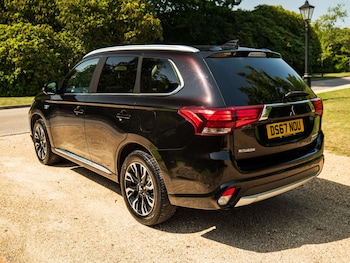 Used Mitsubishi Outlander 2017 for sale - 75561882: Photo