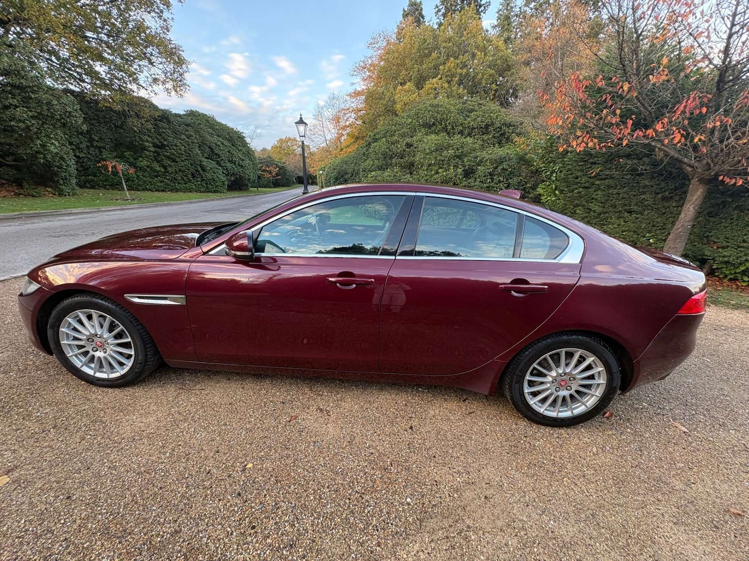 Used Jaguar XE 2016 for sale - 76469542: Photo 10