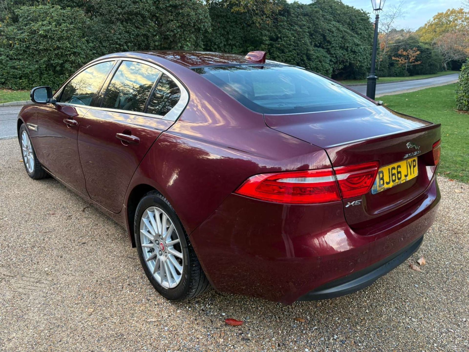 Used Jaguar XE 2016 for sale - 76469542: Photo 11