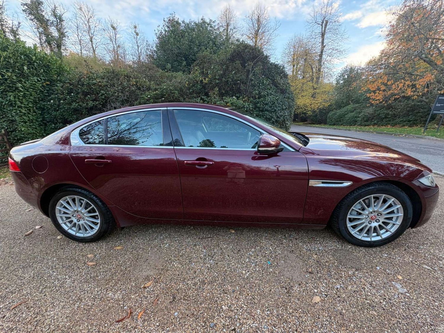 Used Jaguar XE 2016 for sale - 76469542: Photo 12