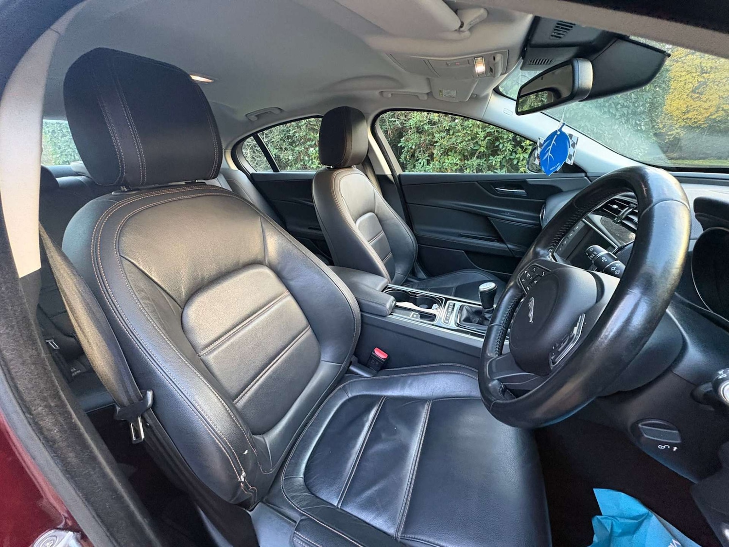 Used Jaguar XE 2016 for sale - 76469542: Photo 16