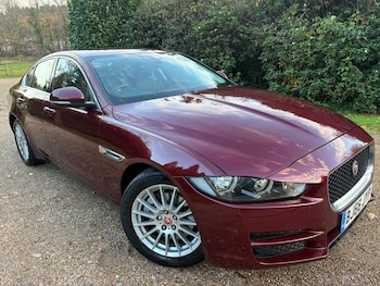 Used Jaguar XE 2016 for sale - 76469542: Photo