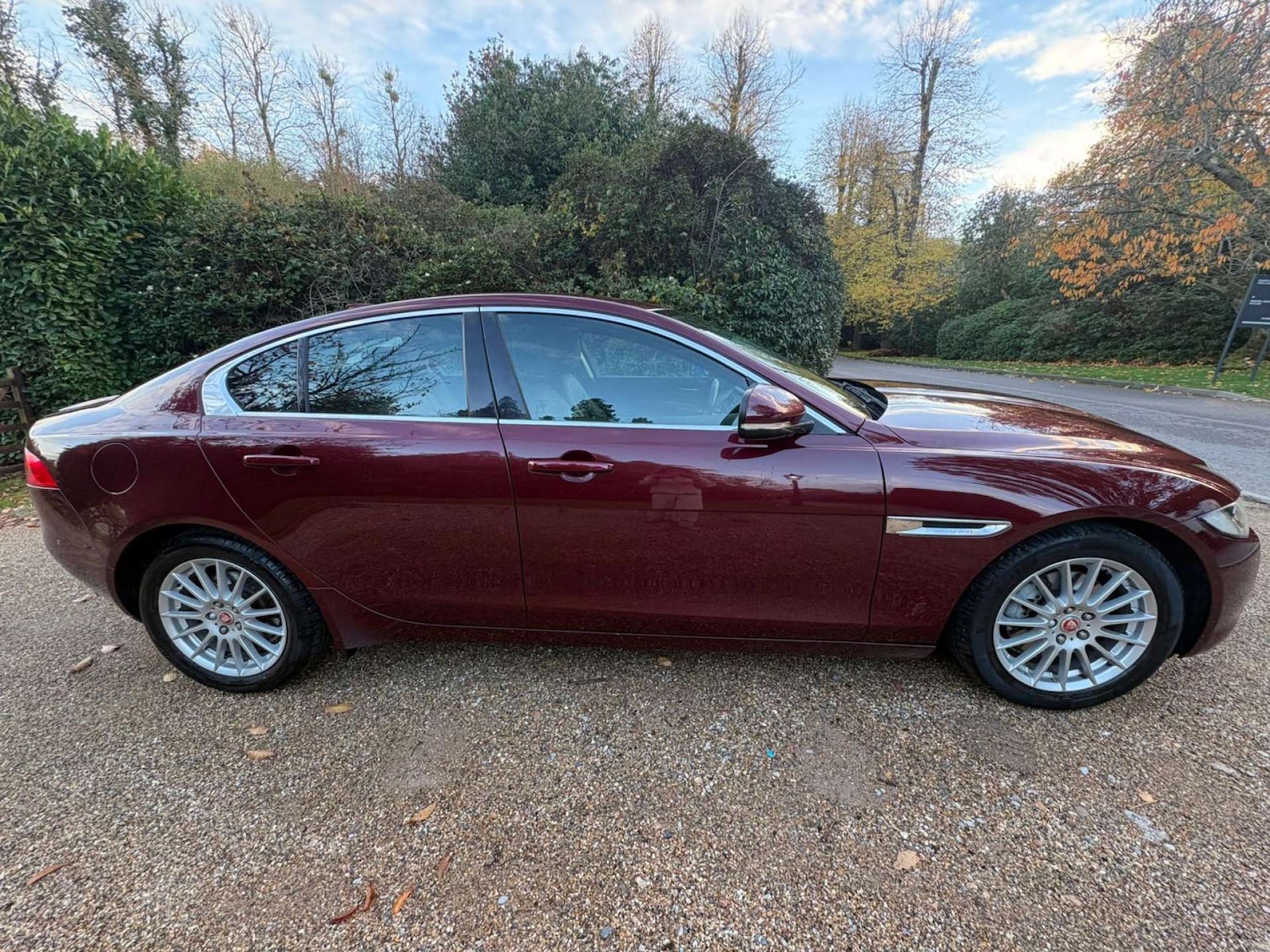 Used Jaguar XE 2016 for sale - 76469542: Photo 21