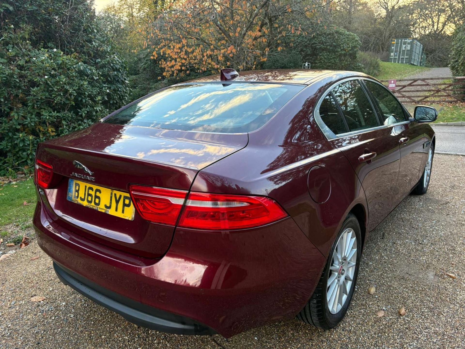 Used Jaguar XE 2016 for sale - 76469542: Photo 26