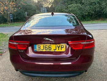 Used Jaguar XE 2016 for sale - 76469542: Photo