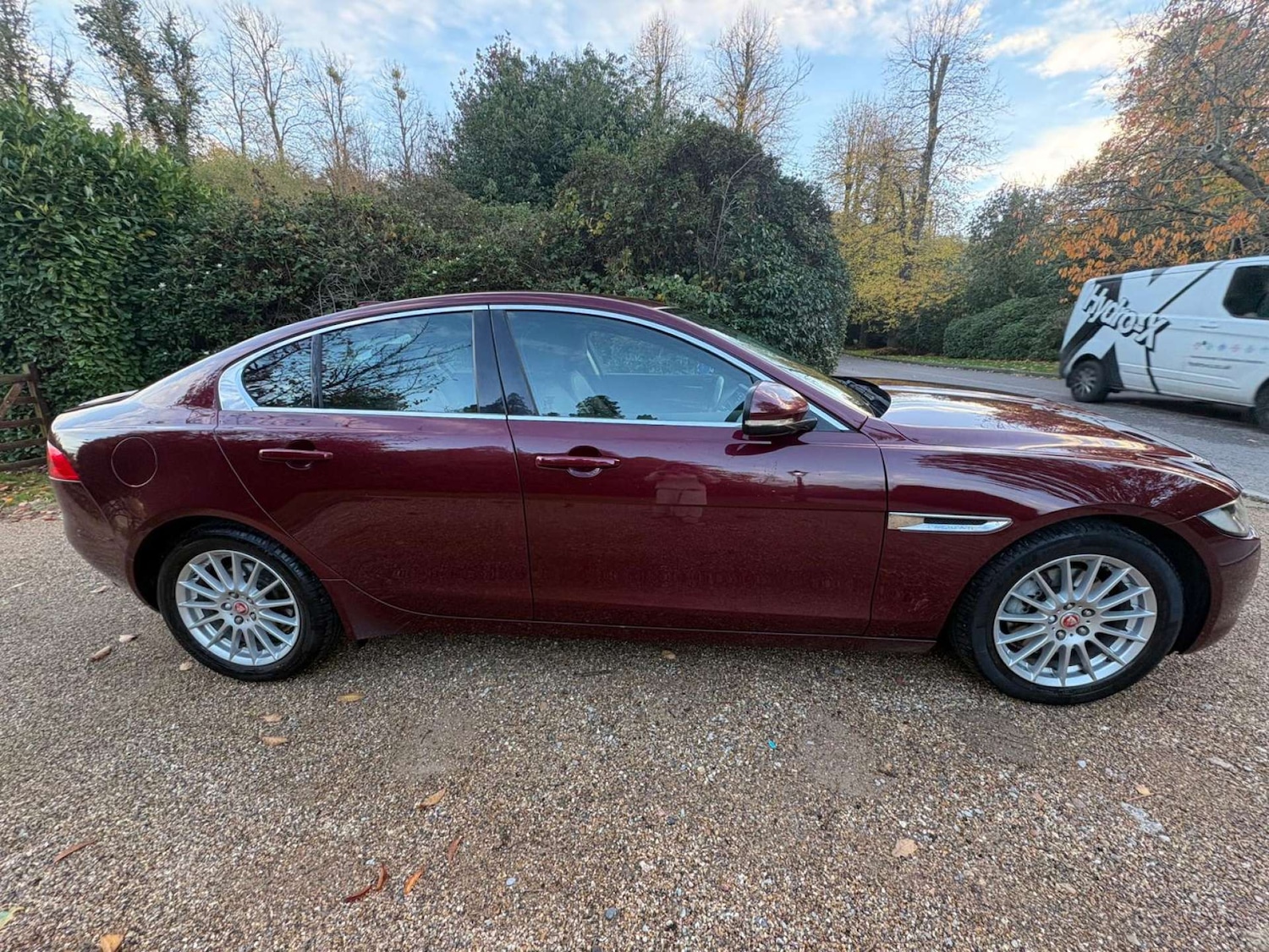 Used Jaguar XE 2016 for sale - 76469542: Photo 6