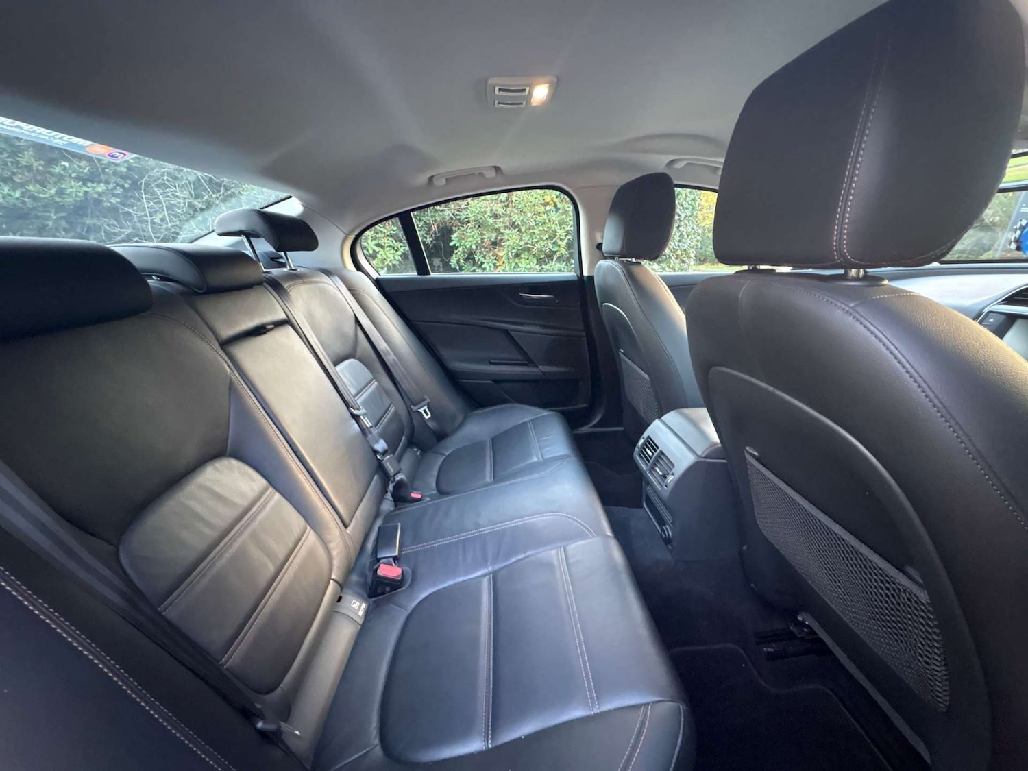 Used Jaguar XE 2016 for sale - 76469542: Photo 8