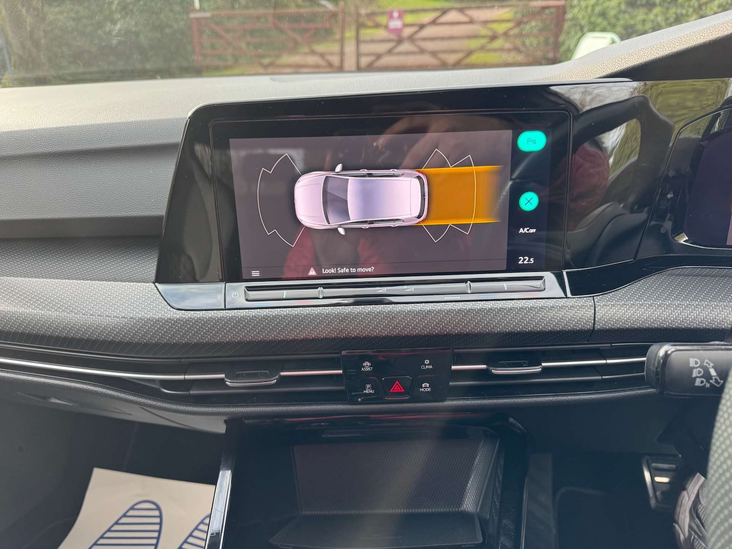 Used Volkswagen Golf 2023 for sale - 77299426: Photo 10