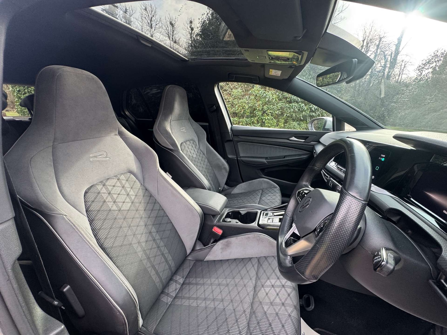 Used Volkswagen Golf 2023 for sale - 77299426: Photo 14