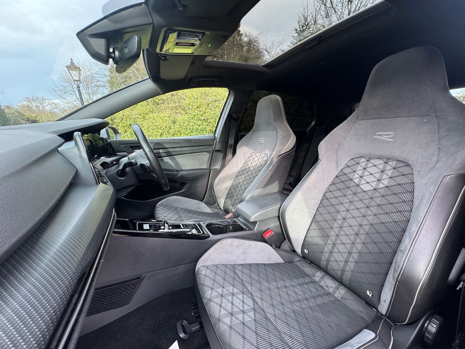 Used Volkswagen Golf 2023 for sale - 77299426: Photo 15