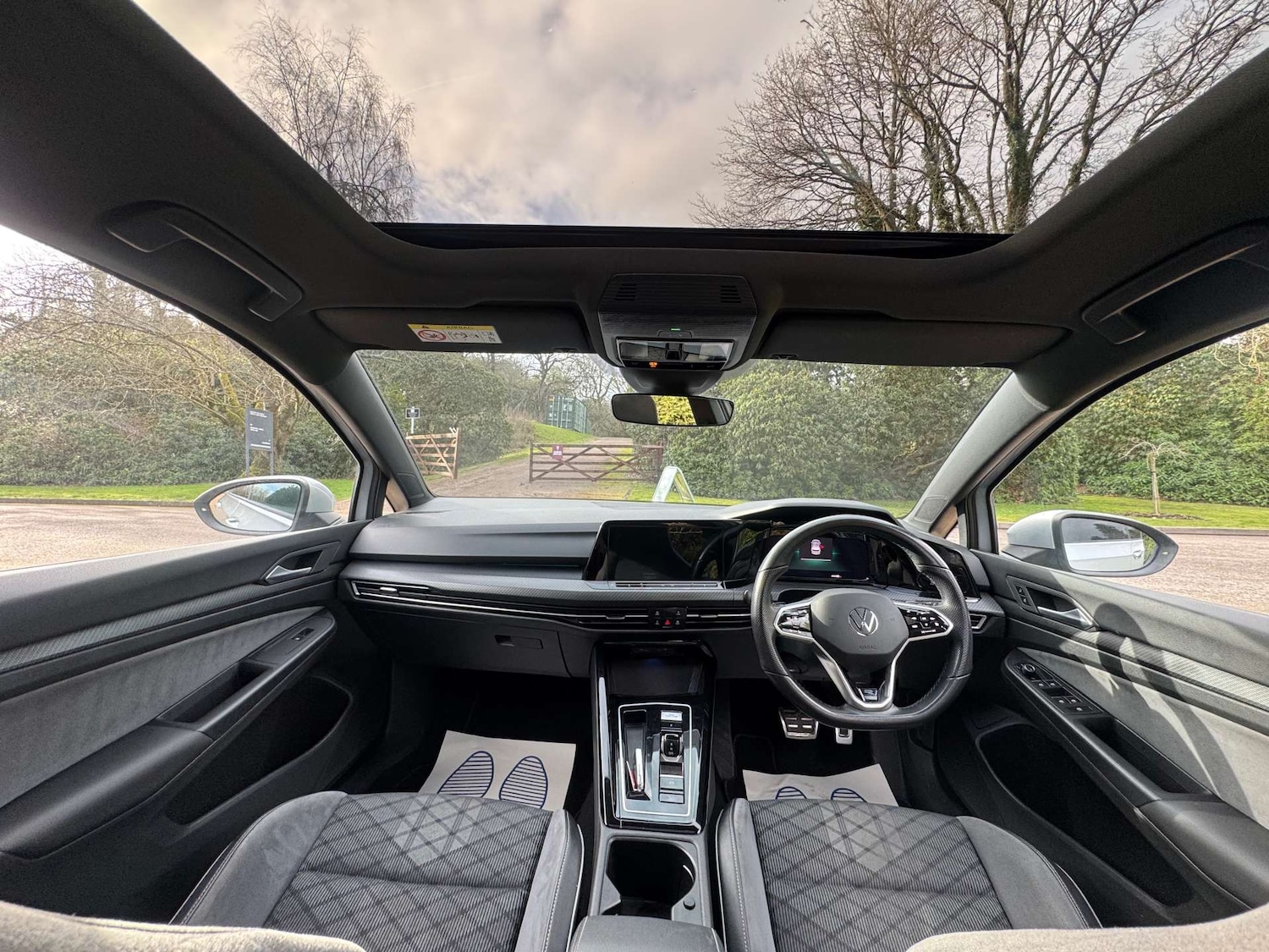 Used Volkswagen Golf 2023 for sale - 77299426: Photo 16