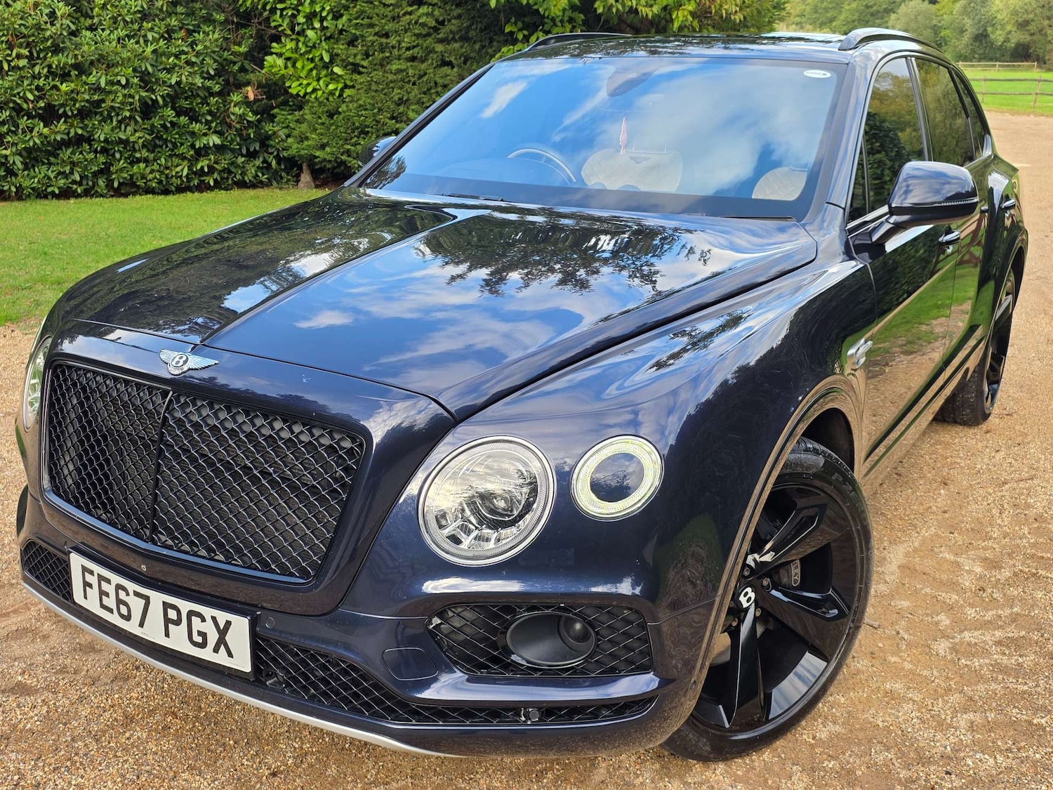 Used Bentley Bentayga 2017 for sale - 76000365: Photo 27