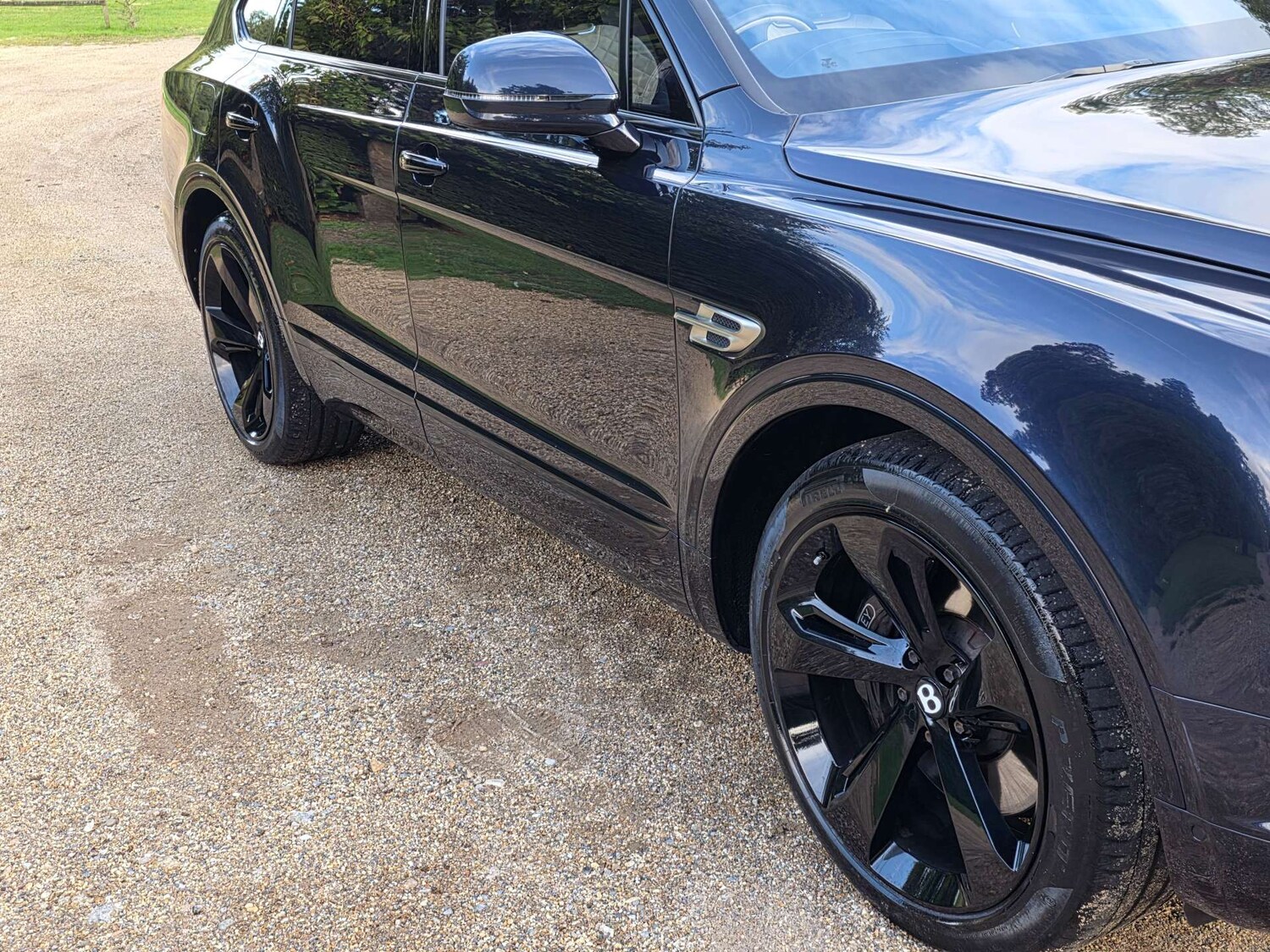 Used Bentley Bentayga 2017 for sale - 76000365: Photo 41