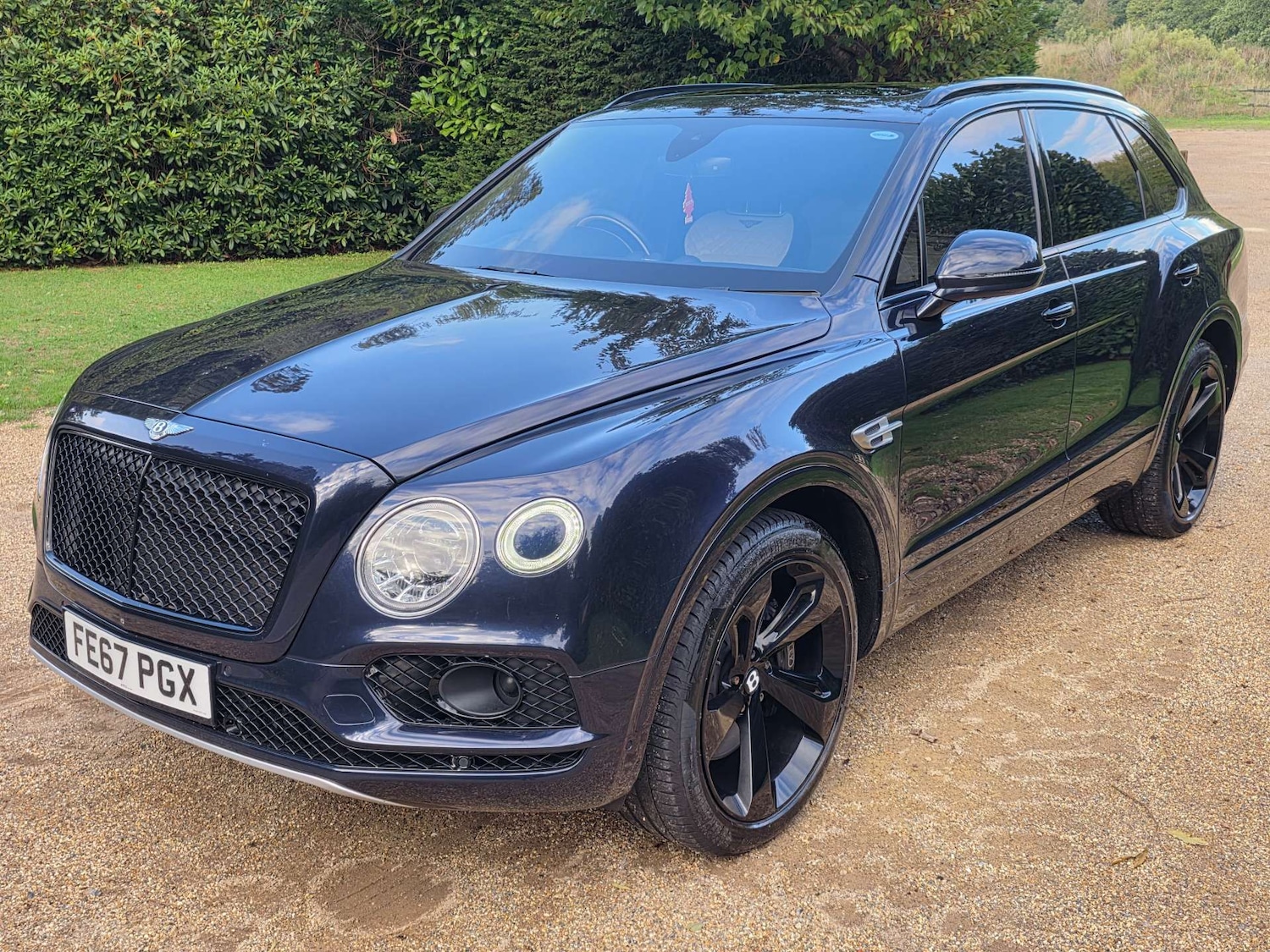 Used Bentley Bentayga 2017 for sale - 76000365: Photo 45