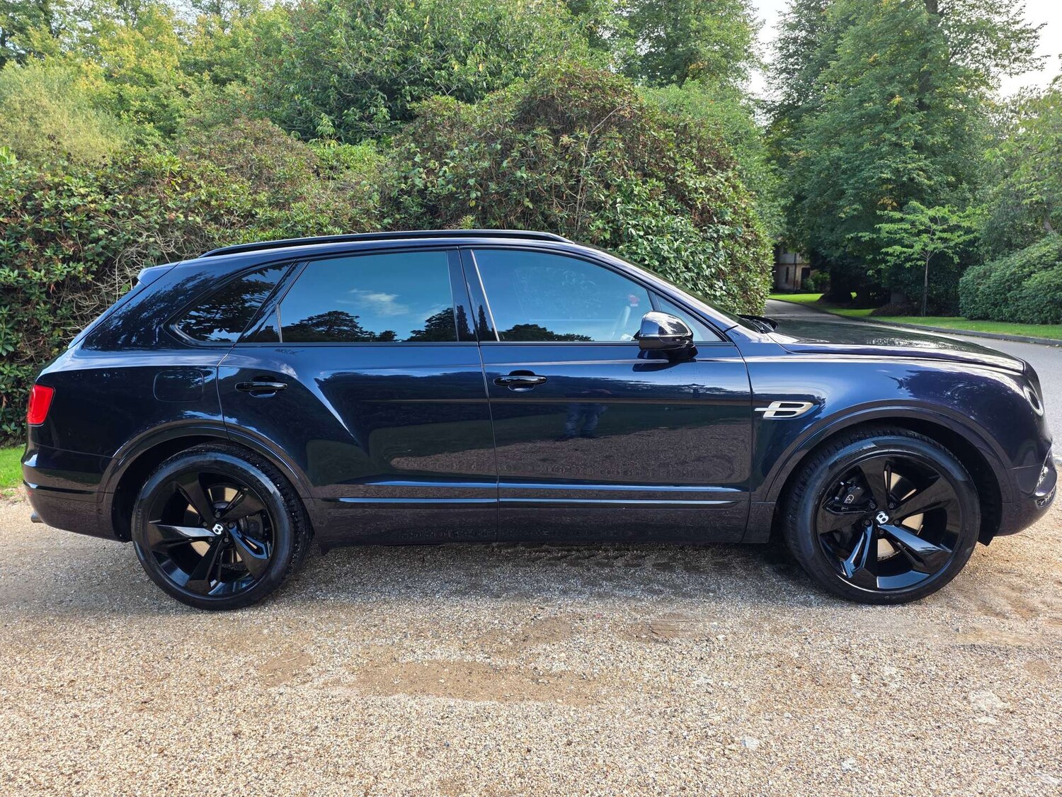 Used Bentley Bentayga 2017 for sale - 76000365: Photo 49