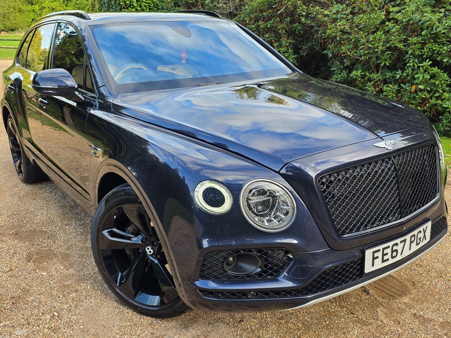 Used Bentley Bentayga 2017 for sale - 76000365: Photo 52