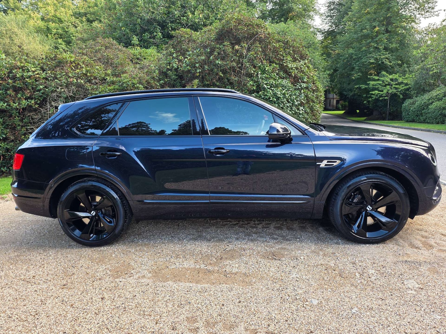 Used Bentley Bentayga 2017 for sale - 76000365: Photo 9