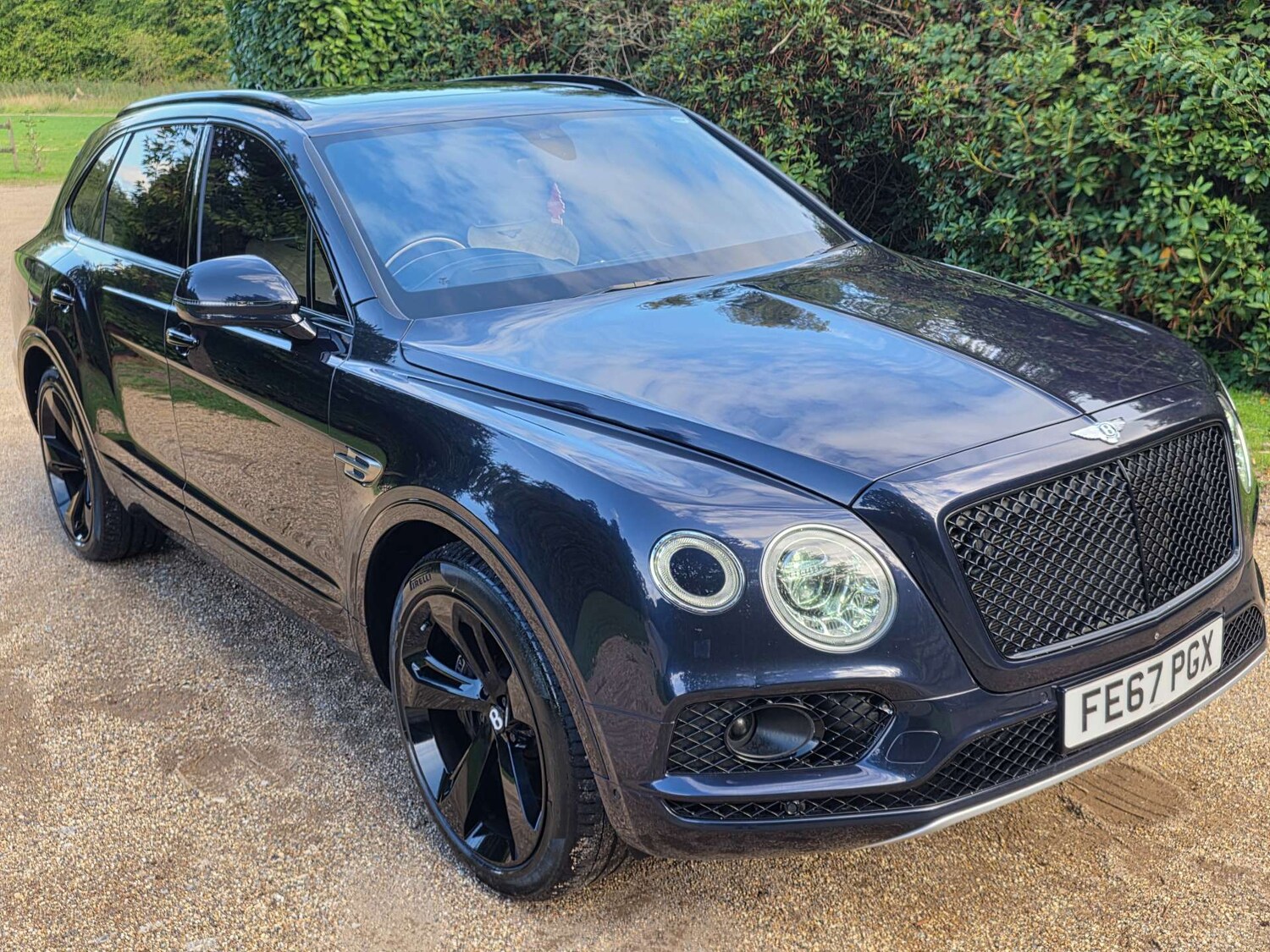Used Bentley Bentayga 2017 for sale - 76000365: Photo 90