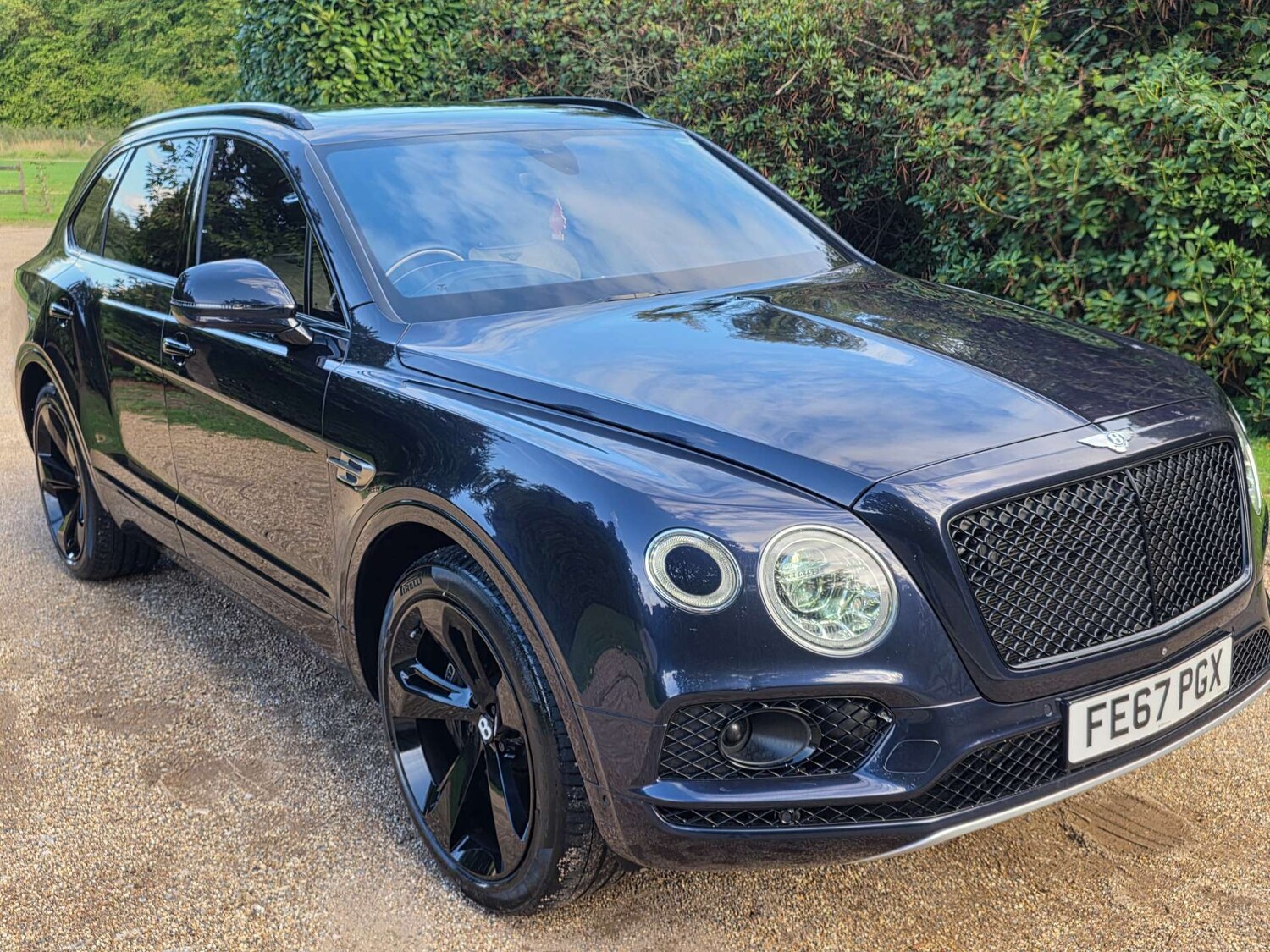 Used Bentley Bentayga 2017 for sale - 76000365: Photo 91