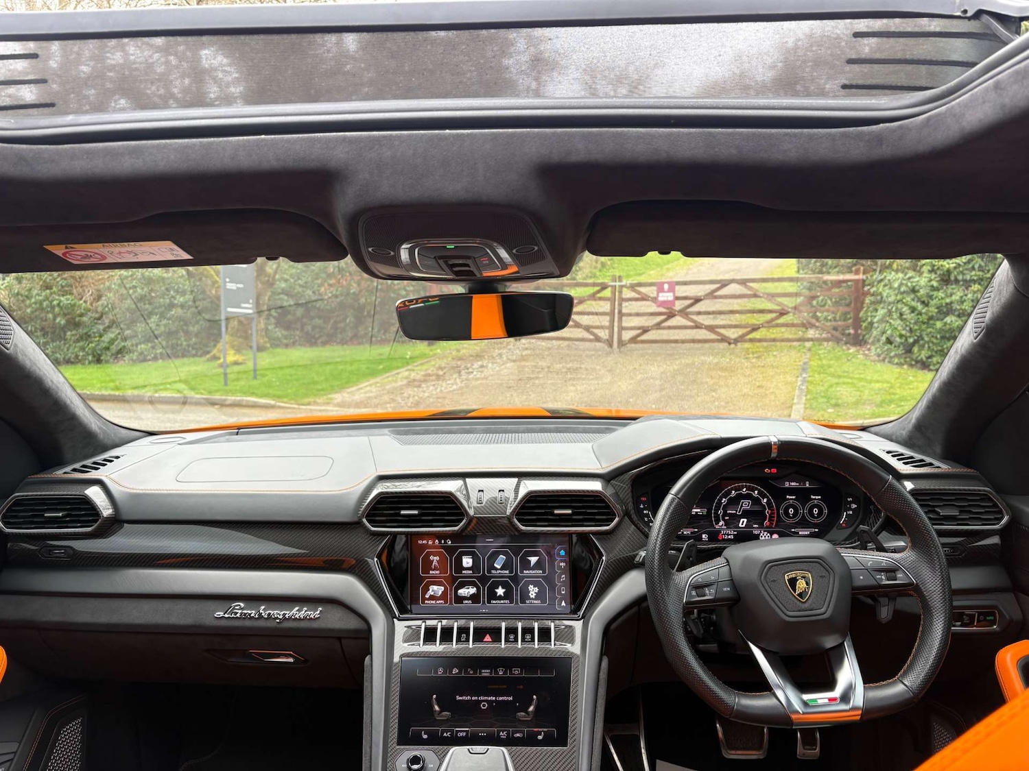 Used Lamborghini Urus 2022 for sale - 77902956: Photo 17