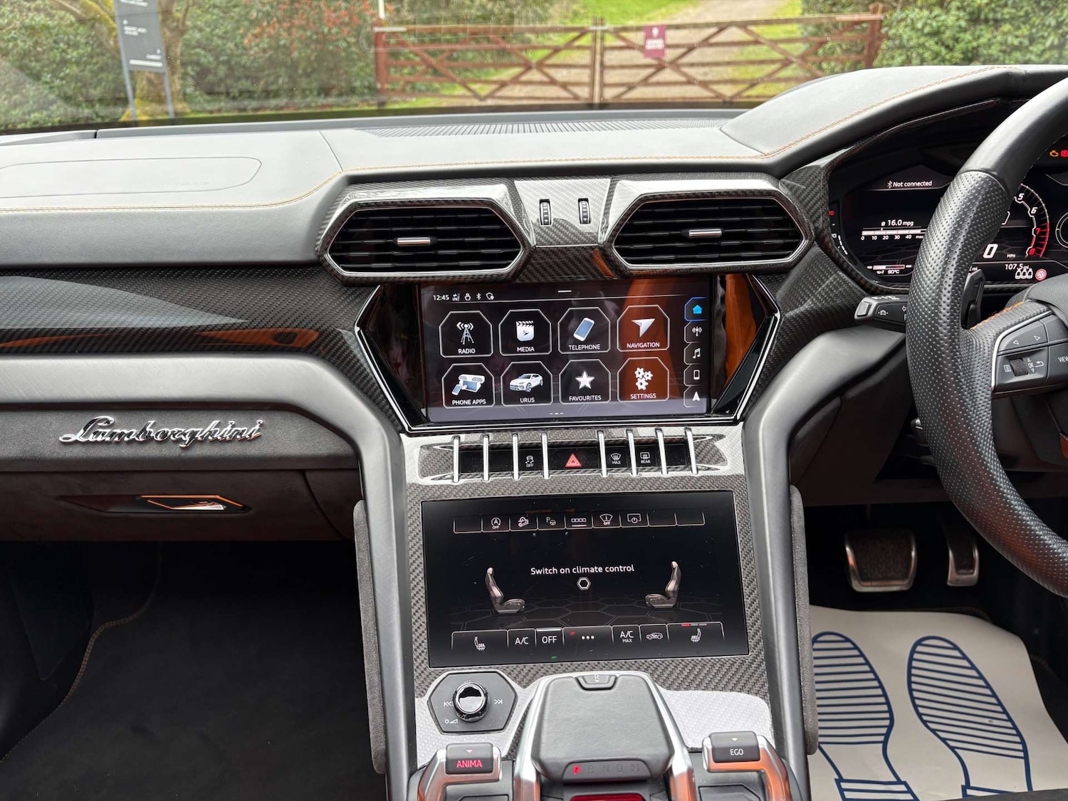 Used Lamborghini Urus 2022 for sale - 77902956: Photo 51