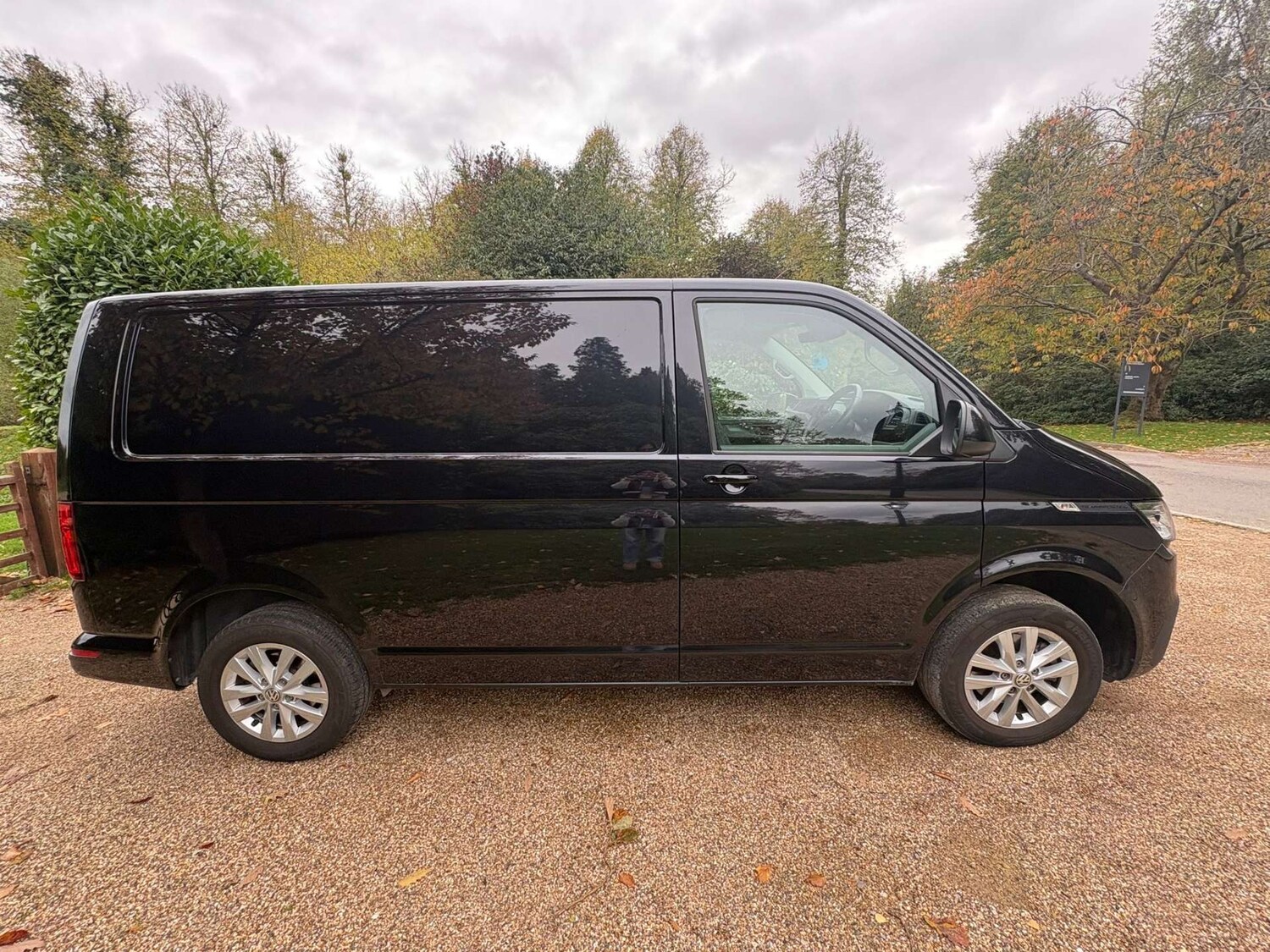 Used Volkswagen Transporter 2024 for sale - 76379441: Photo 9