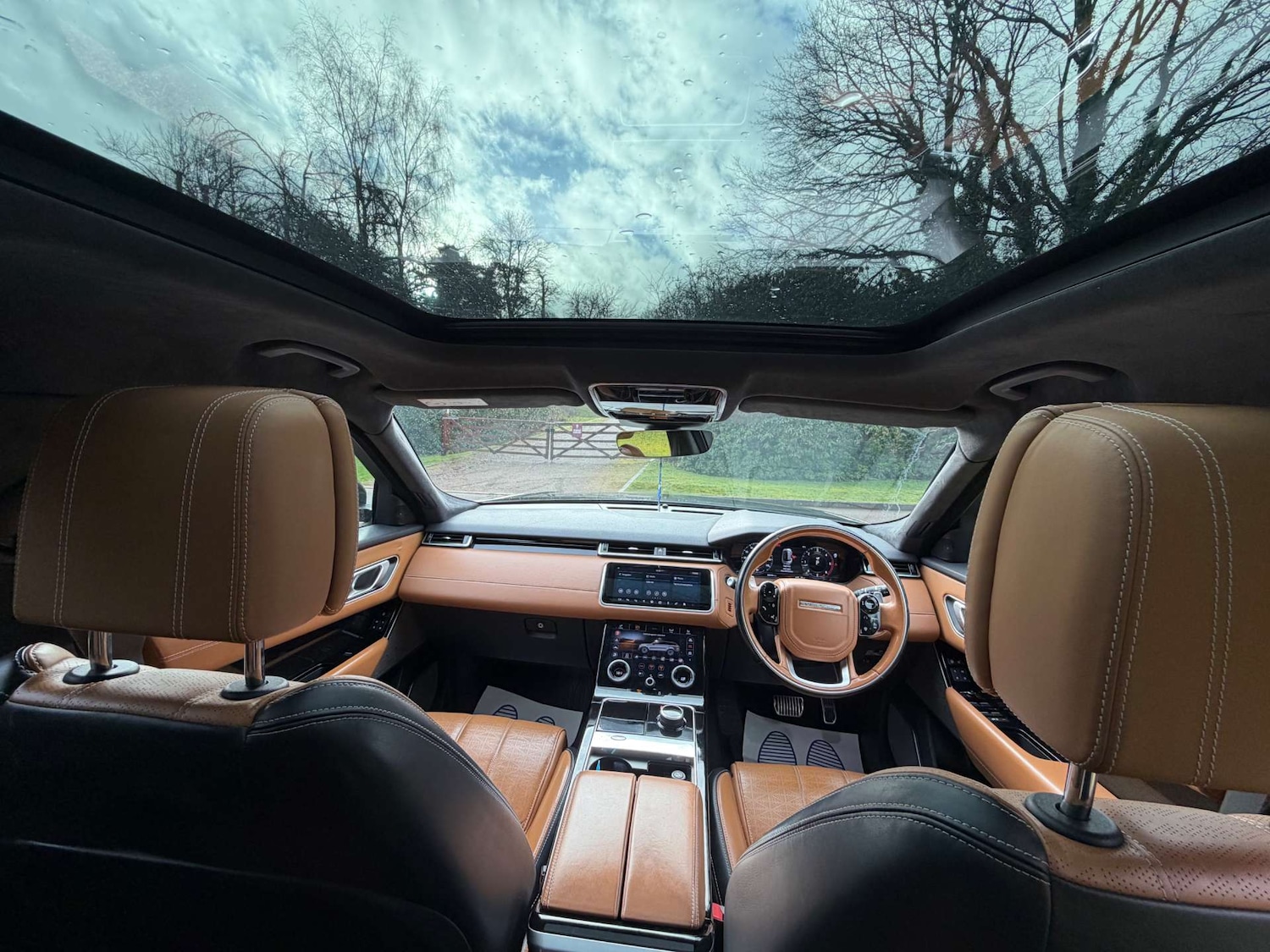 Used Land Rover Range Rover Velar 2017 for sale - 77621879: Photo 12