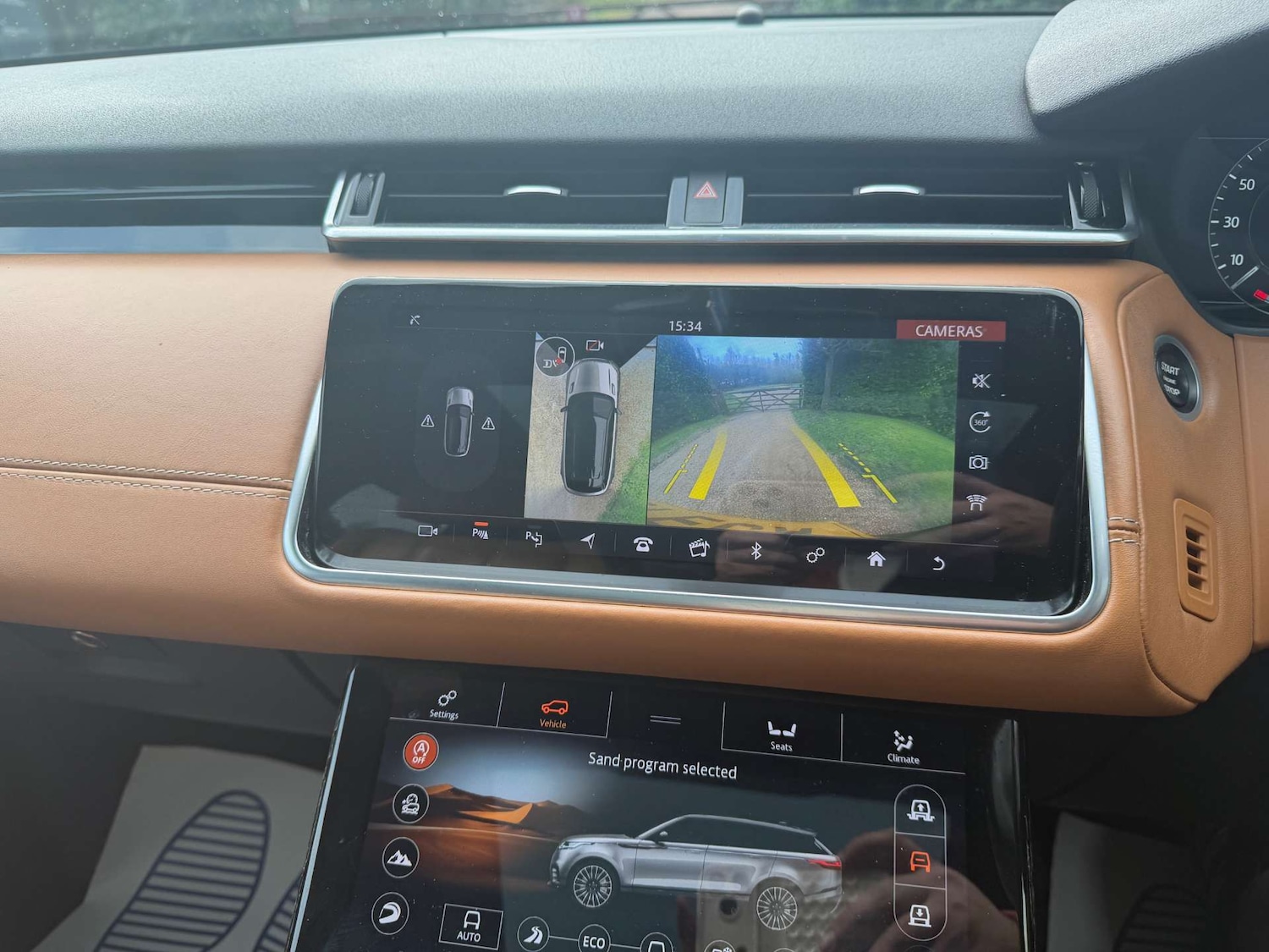 Used Land Rover Range Rover Velar 2017 for sale - 77621879: Photo 9