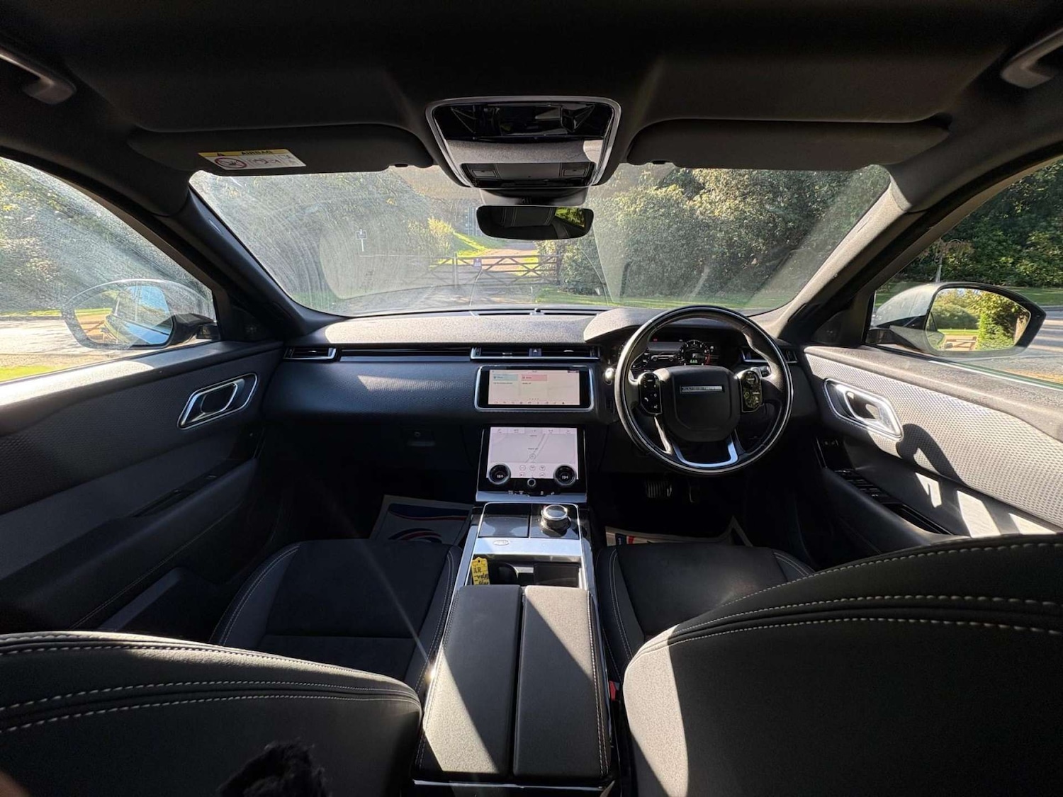 Used Land Rover Range Rover Velar 2018 for sale - 76739835: Photo 17