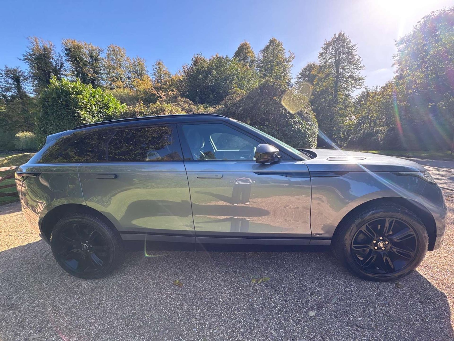 Used Land Rover Range Rover Velar 2018 for sale - 76739835: Photo 9