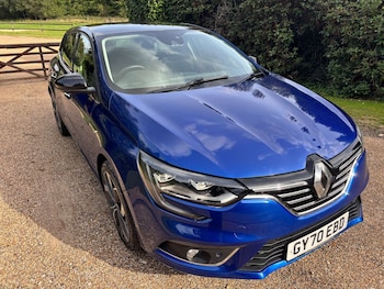 Used Renault Megane 2020 for sale - 76601543: Photo