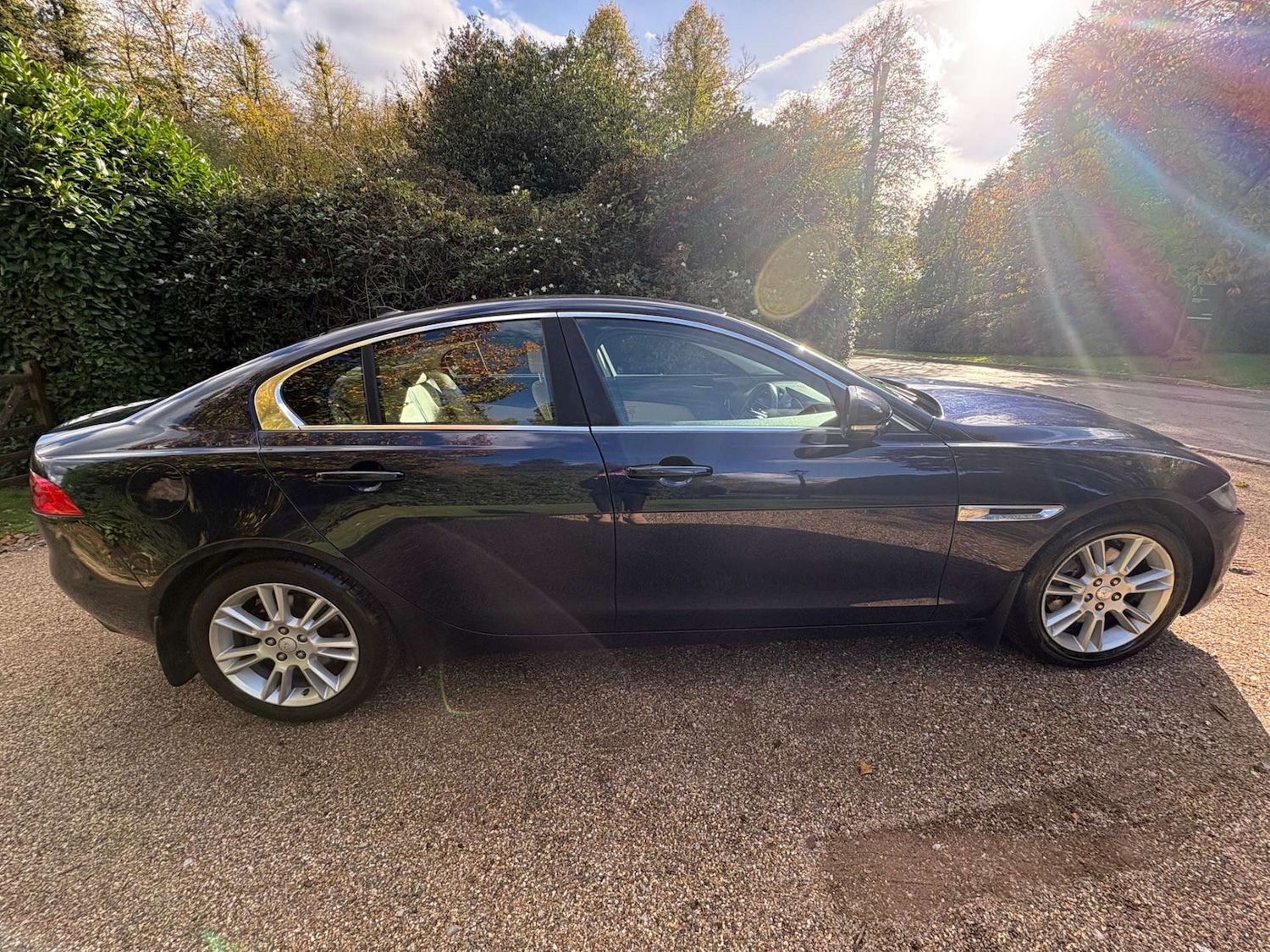 Used Jaguar XE 2015 for sale - 75862376: Photo 9
