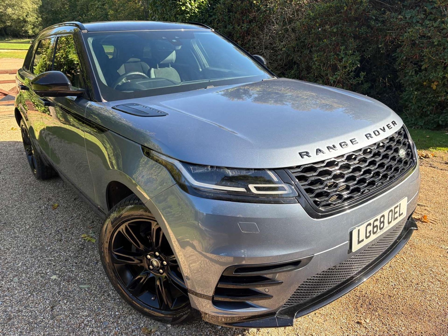 Used Land Rover Range Rover Velar 2018 for sale - 76184934: Photo 1