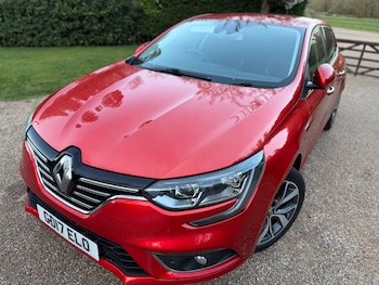 Used Renault Megane 2017 for sale - 77789753: Photo