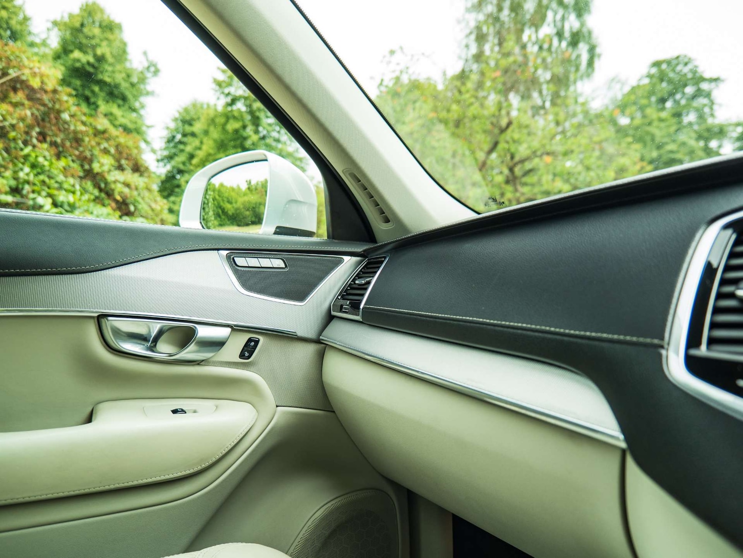 Used Volvo XC90 2017 for sale - 76277393: Photo 43