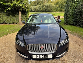 Used Jaguar XF 2018 for sale - 75947263: Photo