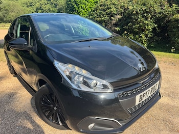 Used Peugeot 208 2017 for sale - 79018210: Photo