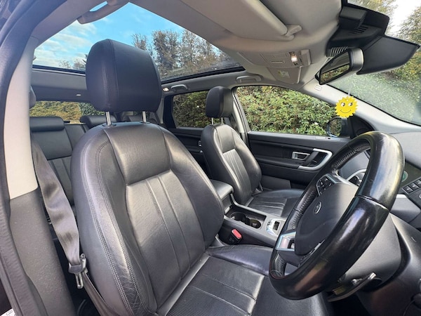 Used Land Rover Discovery Sport 2017 for sale - 75736308: Photo 15