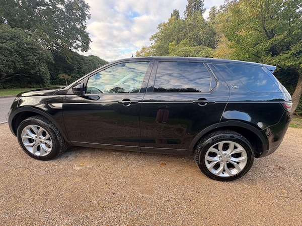 Used Land Rover Discovery Sport 2017 for sale - 75736308: Photo 33
