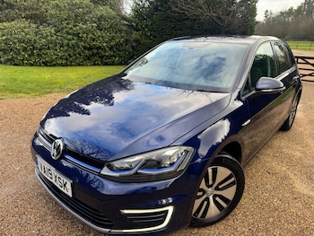 Used Volkswagen Golf 2019 for sale - 77383456: Photo